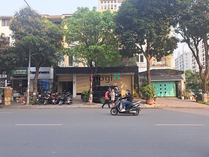 Hình ảnh Cho thuê nhà mặt phố Khúc Thừa Dụ - Cầu Giấy
