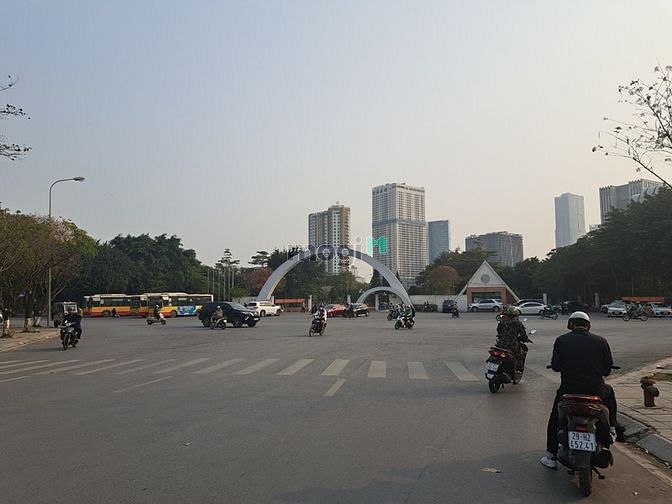 Hình ảnh Cho thuê nhà mặt phố Khúc Thừa Dụ - Cầu Giấy