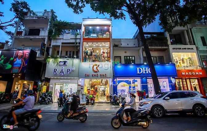 Hình ảnh Bán Nhà Quận 3 Đường Lê Văn Sỹ Kinh Doanh Thời Trang 3 tầng 4x20
