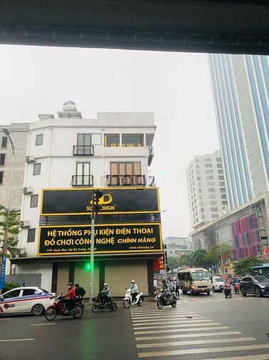 Hình ảnh Cho thuê căn góc siêu đẹp mặt phố Bạch Mai