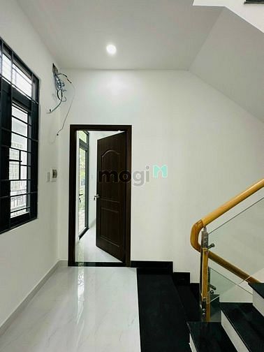 Hình ảnh Cho thuê nhà Dương Quảng Hàm P5 Gò Vấp