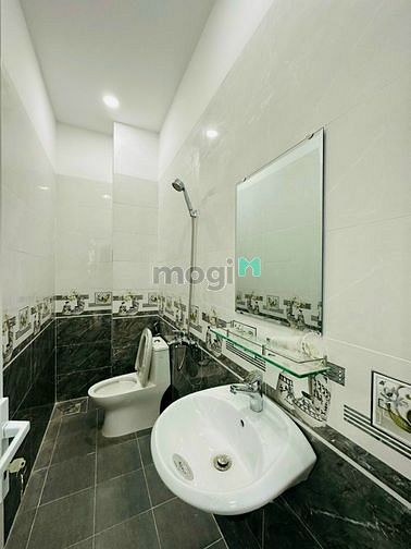 Hình ảnh Cho thuê nhà Dương Quảng Hàm P5 Gò Vấp
