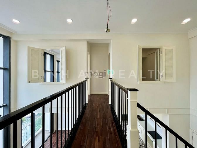 Hình ảnh Cho Thuê Penthouse Nội Thất Gỗ Cao Cấp Duy Nhất Tại Quận 2 Chỉ 35TR