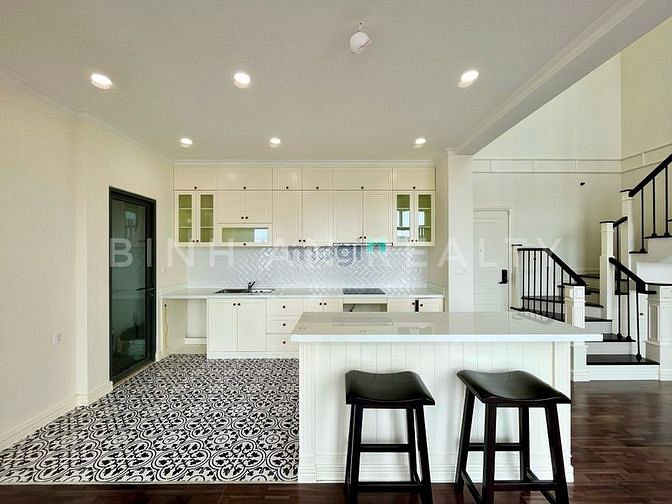 Hình ảnh Cho Thuê Penthouse Nội Thất Gỗ Cao Cấp Duy Nhất Tại Quận 2 Chỉ 35TR
