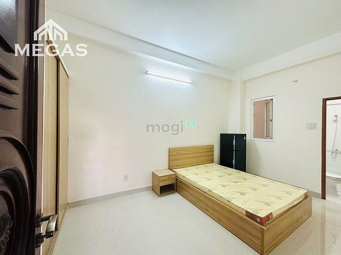 Hình ảnh Chung cư MiNi Full NT - Ban Công riêng ngay Lạc Long Quân-Minh Phụng