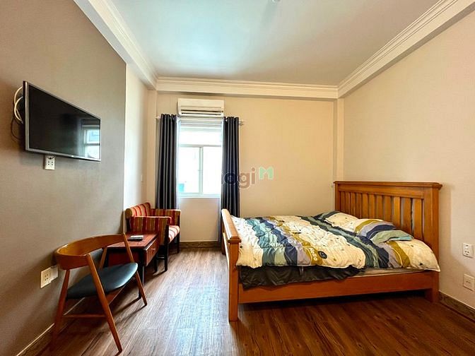 Hình ảnh Studio cửa sổ thoáng sát vòng xoay Lăng Cha Cả