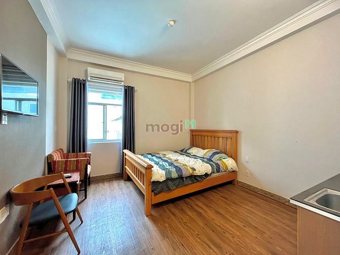 Hình ảnh Studio cửa sổ thoáng sát vòng xoay Lăng Cha Cả