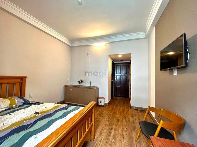 Hình ảnh Studio cửa sổ thoáng sát vòng xoay Lăng Cha Cả
