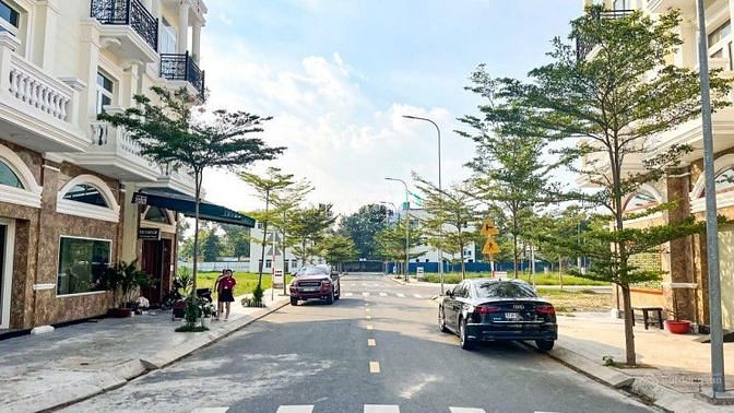 Hình ảnh Mở Bán đất mặt tiền đường Đặng Văn Bi, Phường Bình Thọ, Tp Thủ Đứ120m2