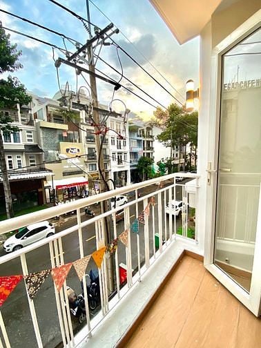 Hình ảnh 🏠 Mb6623 nạp rút nhanh chóng FULL NỘI THẤT 1 phòng ngủ và ban công siêu HOT