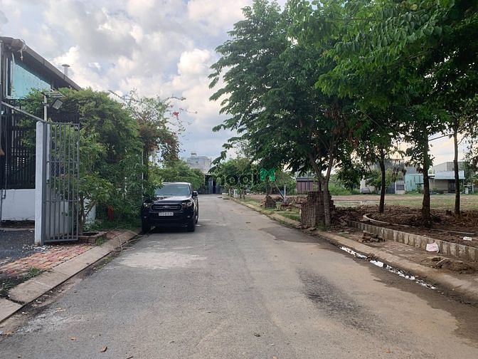 Hình ảnh Bán miếng đất 200m2, ngay đường Ngô Chí Quốc, thuộc KHU DÂN CƯ