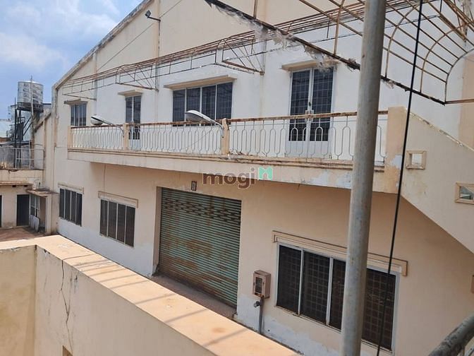 Hình ảnh cho thuê kho xưởng tỉnh lộ 10, 1.800m, bình tân