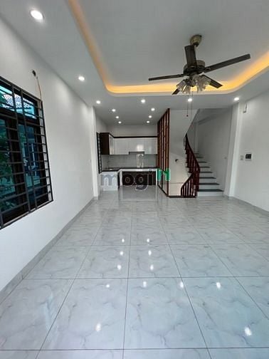 Hình ảnh (Ảnh thật) nhà lô góc, ô tô vào nhà, 10m ra hồ, kinh doanh.