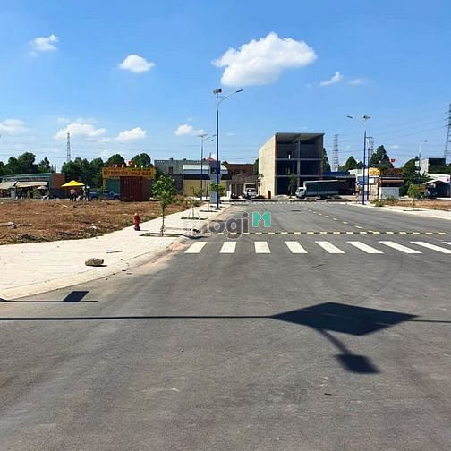 Hình ảnh Trả trước 1 tỷ 4 + Ngân hàng hỗ trợ mua đất 100m2 tại Quận 9