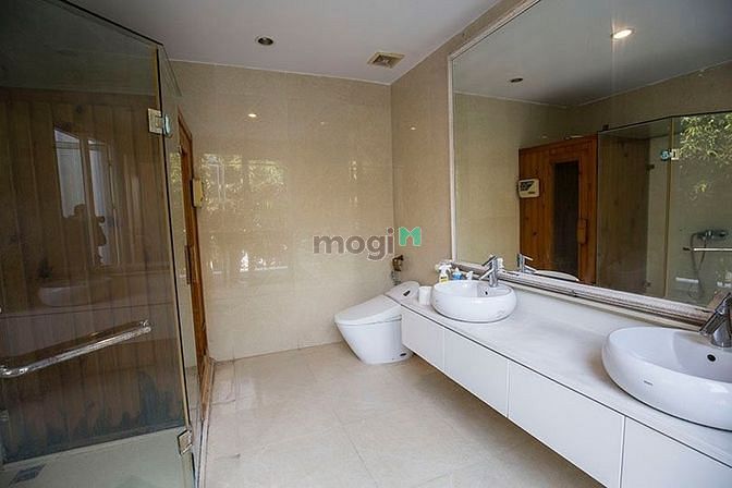 Hình ảnh Cho thuê biệt thự đơn lập Vinhomes Riverside, full nội thất sang trọng
