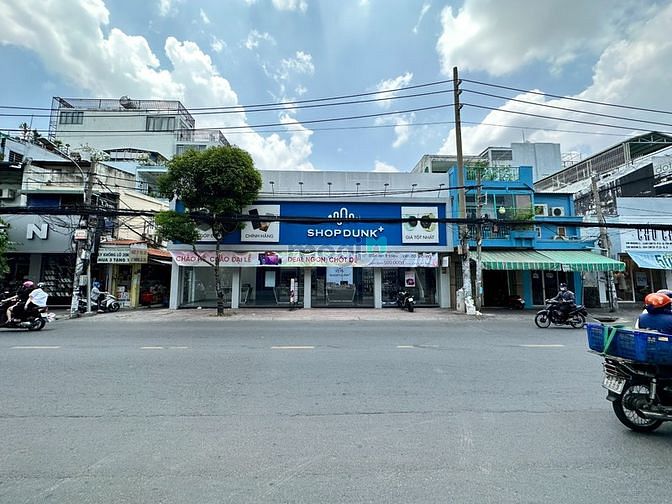 Hình ảnh 506 Cách Mạng Tháng 8, Quận 3,15x5m, 2 tầng