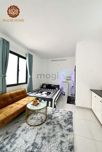 Hình ảnh 😘😘😘 Studio có cửa sổ sân sau lớn, thoáng mát