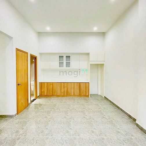 Hình ảnh Cho thuê nhà trung tâm Quận 10, (dtsd: 320m2)