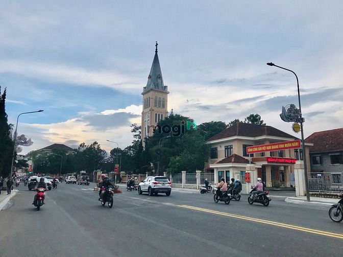 Hình ảnh Đất liên kế phố 195m2, View đẹp, đường Trần Phú, thành phố Đà Lạt