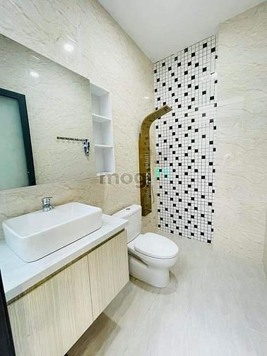 Hình ảnh Chủ đang cần ra căn nhà Nguyễn Trãi, quận 1 chỉ 1,915 tỷ 48m2 SHR