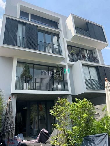Hình ảnh Cho thuê biệt thự nguyễn văn hưởng thảo điền.15x20m.90tr/tháng