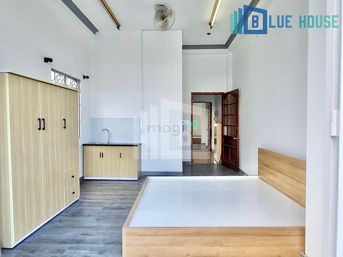 Hình ảnh Căn Hộ Ban Công - Cửa Sổ Kính - Bv Thống Nhất - Cv Lê Thị Riêng