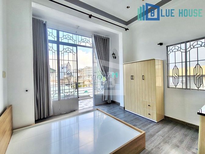 Hình ảnh Căn Hộ Ban Công - Cửa Sổ Kính - Bv Thống Nhất - Cv Lê Thị Riêng