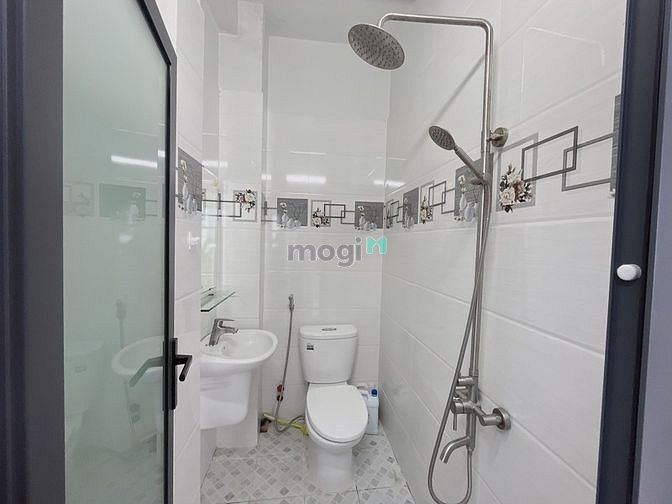 Hình ảnh CHDV full nội thất , bancon Q3