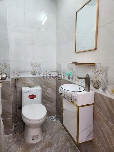 Hình ảnh Cần bán Căn Nhà Đường Quang Trung, Quận Gò Vấp, 70m2, 1 tỷ 675, 4PN