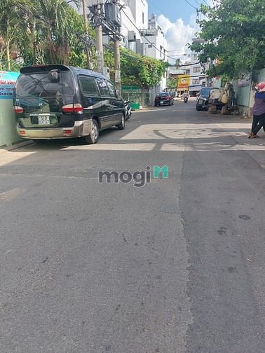 Hình ảnh Nhà mới 2 lầu, (5.2x27m), HXT Đồng Đen