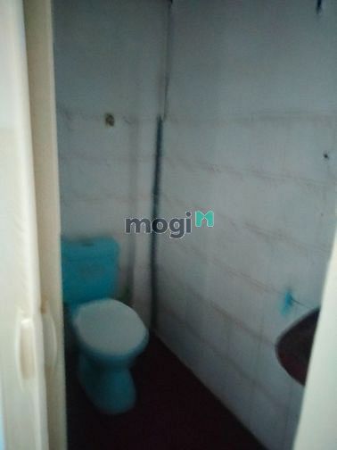 Hình ảnh Nhà nguyên căn, (4.5mx15m) - Bành Văn Trân