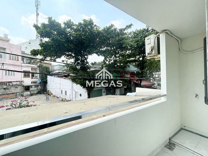 Hình ảnh Mb6623 nạp rút nhanh chóng ban công, cửa sổ lớn siêu thoáng ngay văn cao
