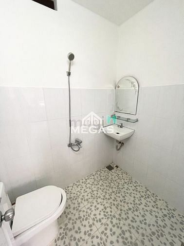 Hình ảnh Mb6623 nạp rút nhanh chóng ban công, cửa sổ lớn siêu thoáng ngay văn cao