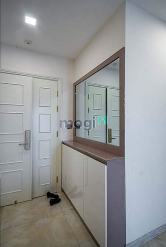 Hình ảnh Chung cư Vinhomes Golden River quận 1 3PN 2WC chỉ 4,155 tỷ Full NT