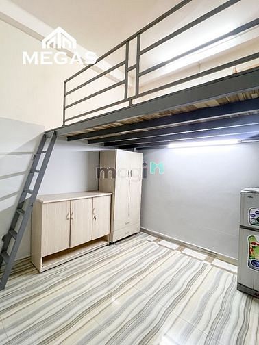 Hình ảnh duplex giá siêu hạt dẻ ngay chân cầu bông