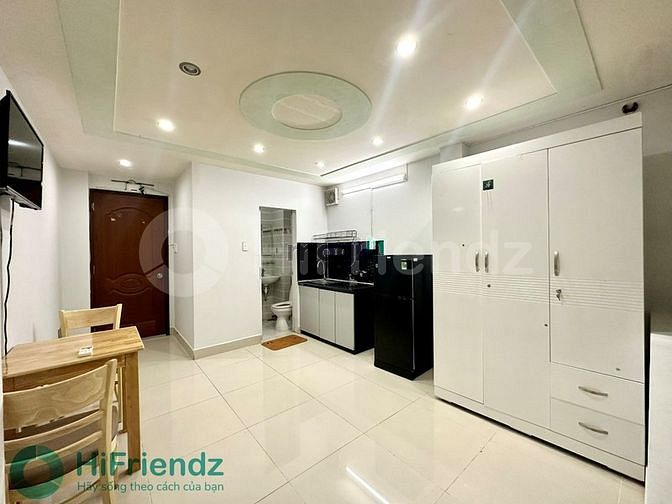 Hình ảnh **Studio Ban công+1PN rộng rãi_Thang máy_gần Nowzone_Vạn Hạnh Mall**
