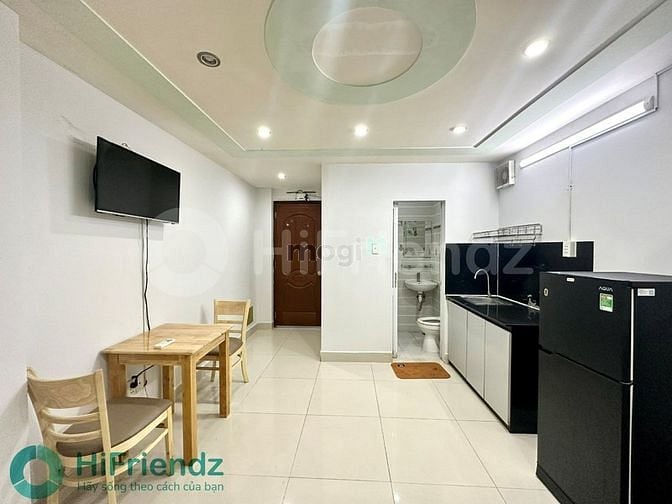 Hình ảnh **Studio Ban công+1PN rộng rãi_Thang máy_gần Nowzone_Vạn Hạnh Mall**