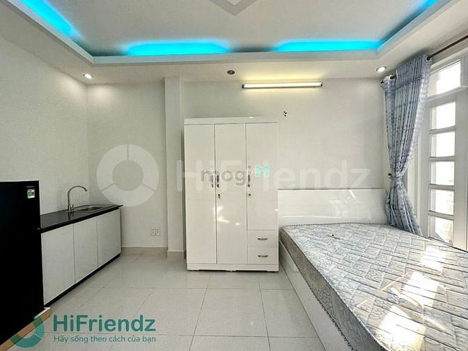 Hình ảnh **Studio Ban công+1PN rộng rãi_Thang máy_gần Nowzone_Vạn Hạnh Mall**