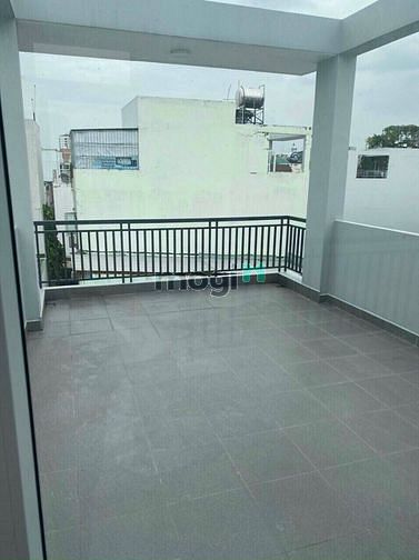 Hình ảnh Tân Phú 4 Lầu BTCT- 4PN- Xe Hơi Vào Nhà.
