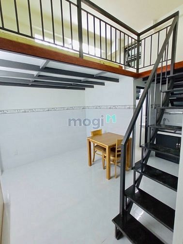 Hình ảnh Duplex full nội thất, mới gần ĐH Tài Chính Marketing