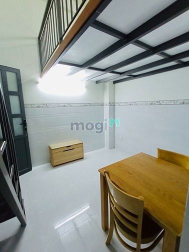 Hình ảnh Duplex full nội thất, mới gần ĐH Tài Chính Marketing