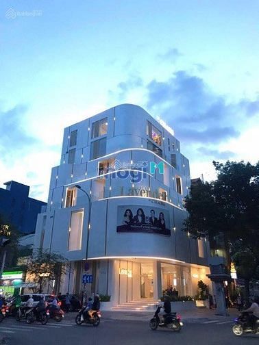 Hình ảnh Bán tòa building dát vàng! 2 MT Cao Thắng DT: 7.5x17m, 6 lầu thang máy