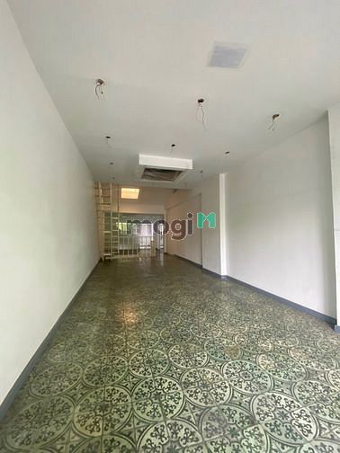 Hình ảnh Cho thuê MT 109 Lê Thánh Tôn, P. Bến Nghé, Quận 1.