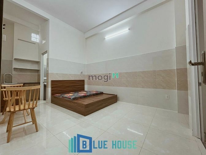 Hình ảnh CHDV trống sẵn Full NT. Đối diện E.Town 2, cầu vượt Hoàng Hoa Thám, ..