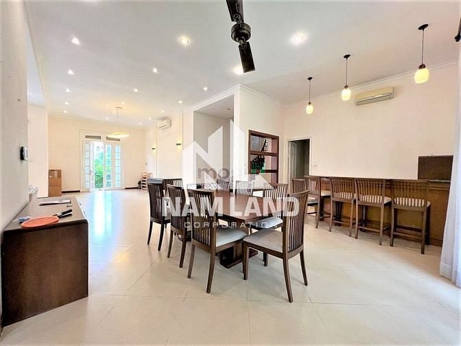 Hình ảnh Cho thuê Villa Đặng Hữu Phổ 600m2 , Thảo Điền, Quận 2, giá 100 Triệu