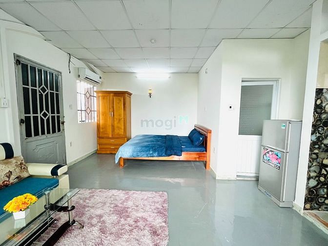 Hình ảnh Căn Hộ Mới Tinh Sạch Sẽ Ban Công Thoáng NGAY NGÃ TƯ HÀNG XANH