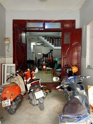 Hình ảnh nhà Tân phú ,hẻm xe hơi chà bá nội thất xịn chỉ 4 tỷ