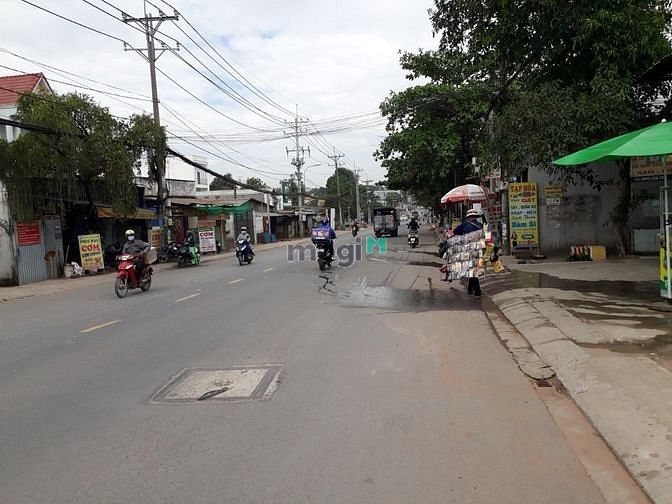 Hình ảnh Bán đất mặt tiền đường Hoàng Hữu Nam Quận 9