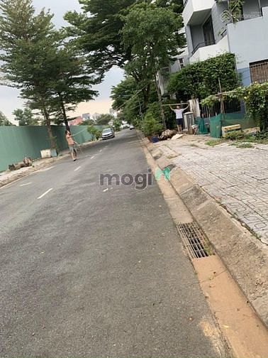 Hình ảnh Mở bán Lô đất 100m2/2tỷ 3 đất thuộc KDC Gia Hoà, Phước Long B, Quận9