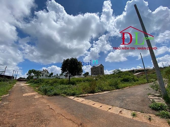 Hình ảnh Bán đất hai mặt tiền Măng Lin phường 7 Đà Lạt view thung lũng đắt giá